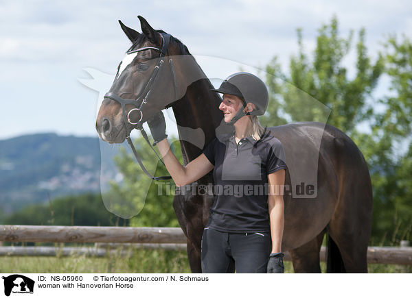 woman with Hanoverian Horse / NS-05960