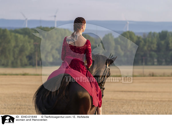 woman and Hanoverian / EHO-01648