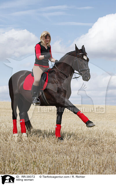 Freizeitreiten / riding woman / RR-38072
