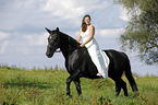 bride and horse