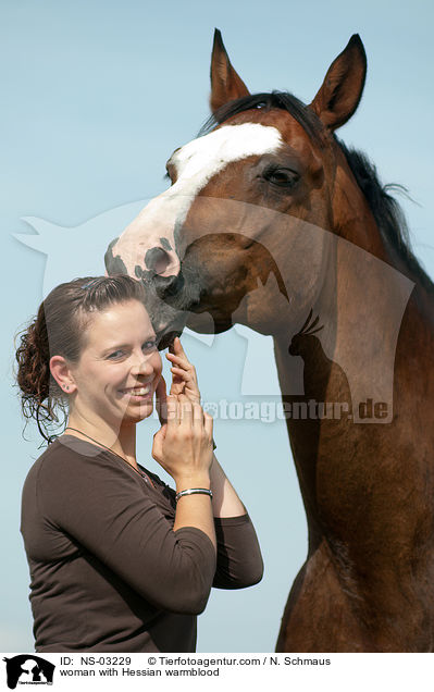 woman with Hessian warmblood / NS-03229