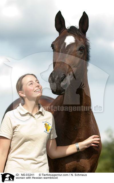 woman with Hessian warmblood / NS-03241