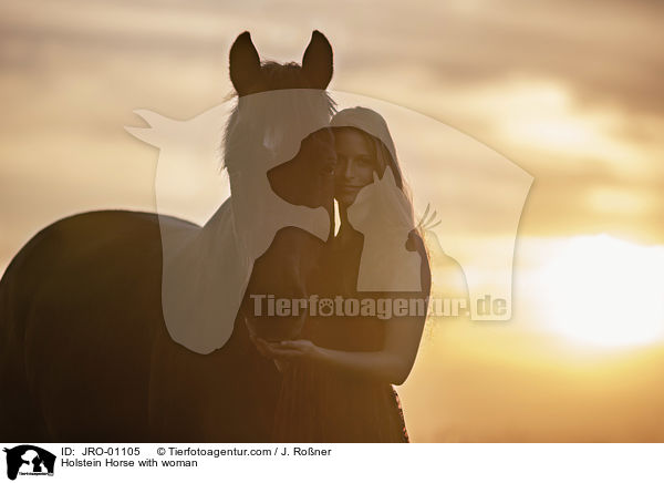 Holsteiner mit Frau / Holstein Horse with woman / JRO-01105