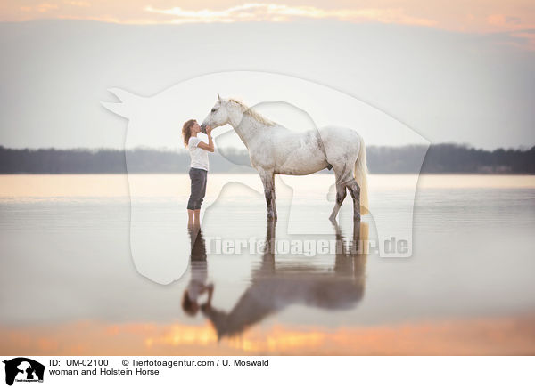 Frau und Holsteiner / woman and Holstein Horse / UM-02100