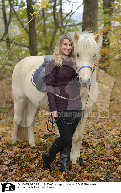 Frau mit Islnder / woman with Icelandic horse / DMS-07981