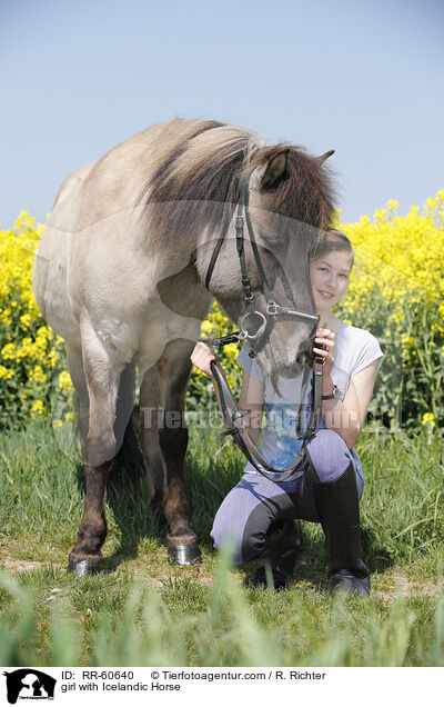 Mdchen mit Islnder / girl with Icelandic Horse / RR-60640