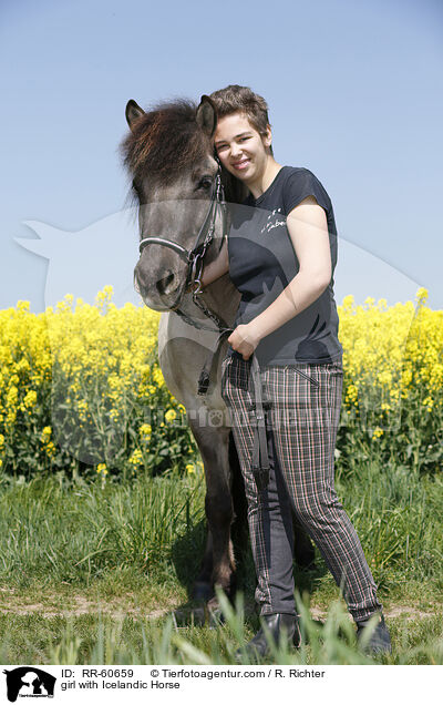Mdchen mit Islnder / girl with Icelandic Horse / RR-60659