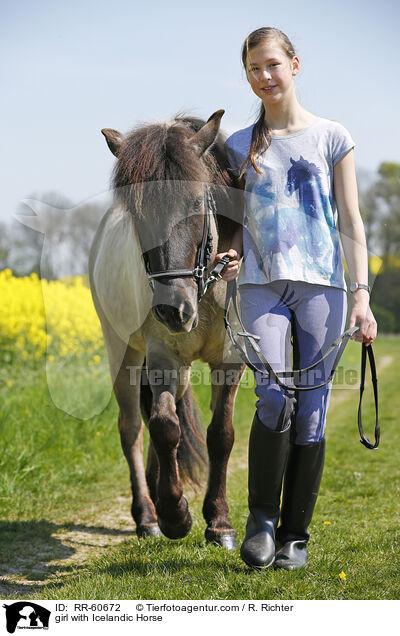 Mdchen mit Islnder / girl with Icelandic Horse / RR-60672