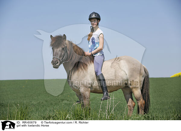 Mdchen mit Islnder / girl with Icelandic Horse / RR-60679
