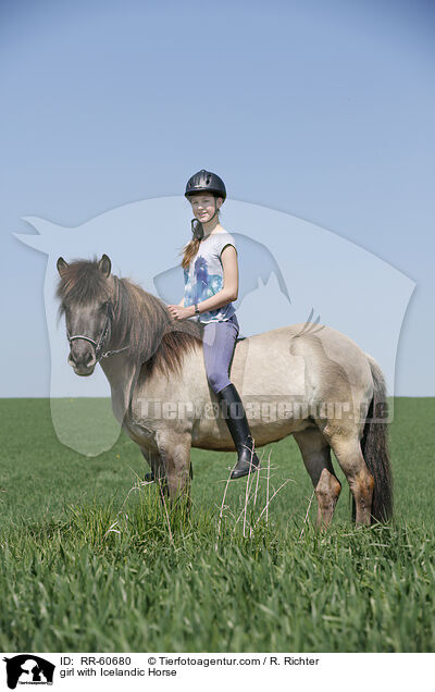 Mdchen mit Islnder / girl with Icelandic Horse / RR-60680