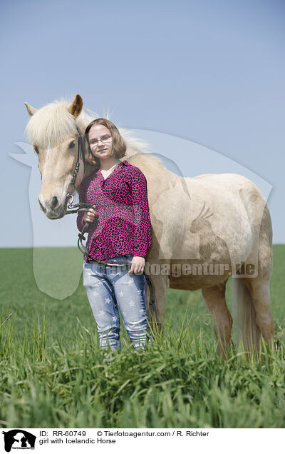 Mdchen mit Islnder / girl with Icelandic Horse / RR-60749
