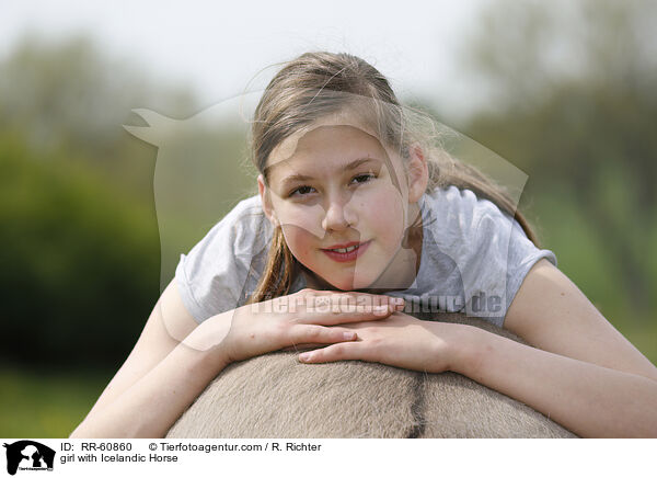Mdchen mit Islnder / girl with Icelandic Horse / RR-60860