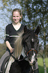 woman with Icelandic horse