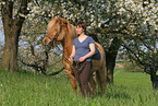 woman with Icelandic horse