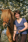 woman with Icelandic horse