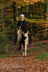woman with Icelandic horse