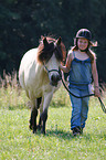 girl and Icelandic horse