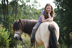 girl and Icelandic horse