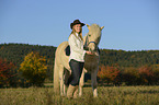 woman with Icelandic horse
