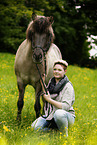 woman and Icelandic horse