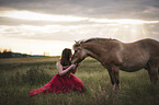 woman and Icelandic horse