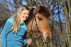 girl and Icelandic horse