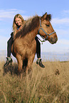 girl and Icelandic horse