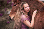 woman with Icelandic horse