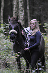 woman and Konik