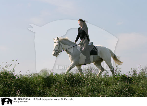 Freizeitreiten / riding woman / SG-01835