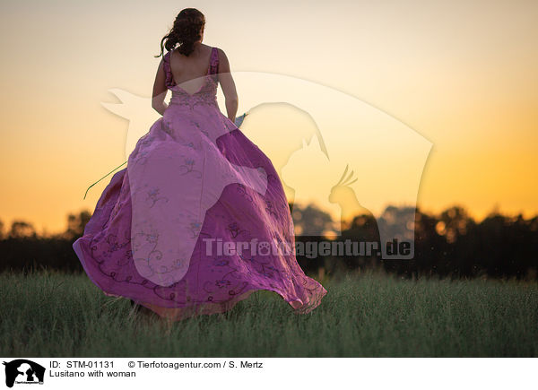 Lusitano with woman / STM-01131