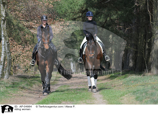 riding woman / AP-04864