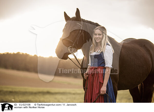 woman with Noriker Horse / VJ-02108