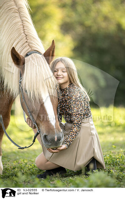 girl and Noriker / VJ-02555