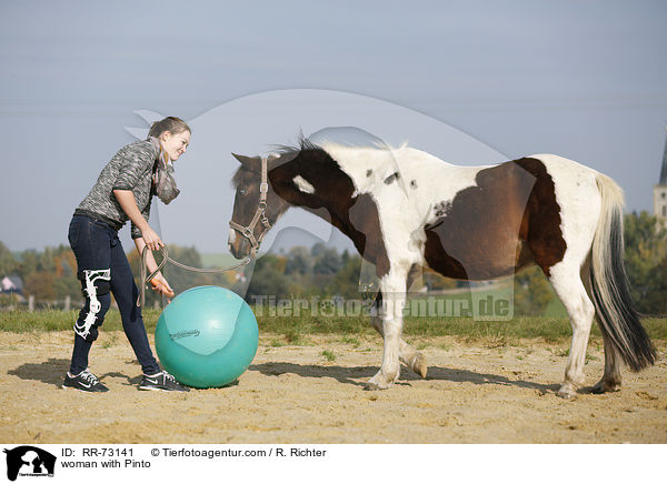 woman with Pinto / RR-73141