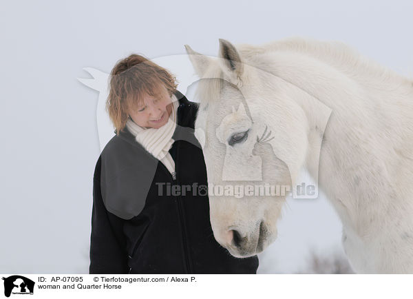 Frau und Quarter Horse / woman and Quarter Horse / AP-07095