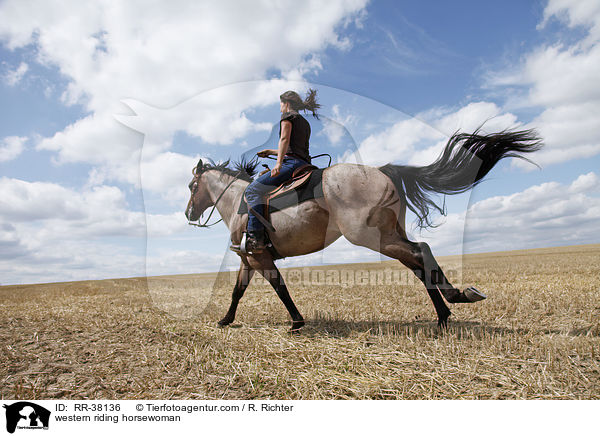 Westernreiterin / western riding horsewoman / RR-38136