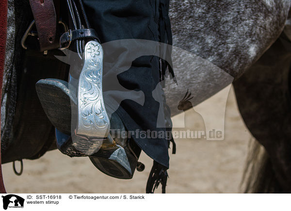 Westernsteigbfel / western stirrup / SST-16918