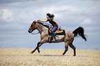 western riding horsewoman