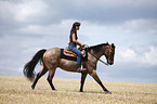 western riding horsewoman