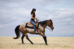 western riding horsewoman