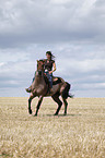 western riding horsewoman