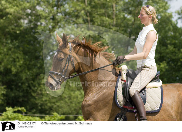 Reiterin / horsewoman / NS-02171