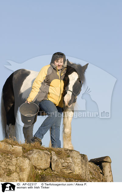 woman with Irish Tinker / AP-02317