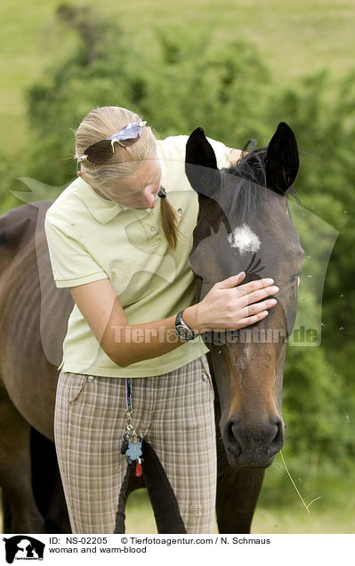 Frau und Warmblut / woman and warm-blood / NS-02205