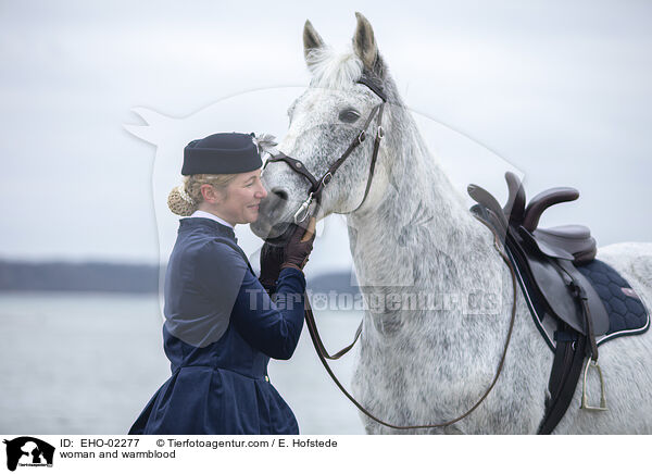 Frau und Warmblut / woman and warmblood / EHO-02277