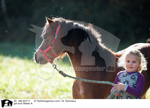 Mdchen und Welsh A / girl and Welsh A / NS-04711