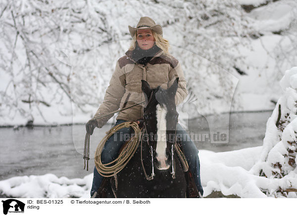 riding / BES-01325