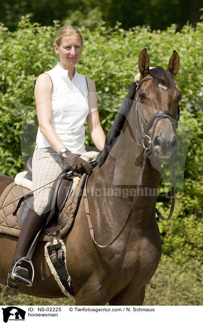 Reiterin / horsewoman / NS-02225