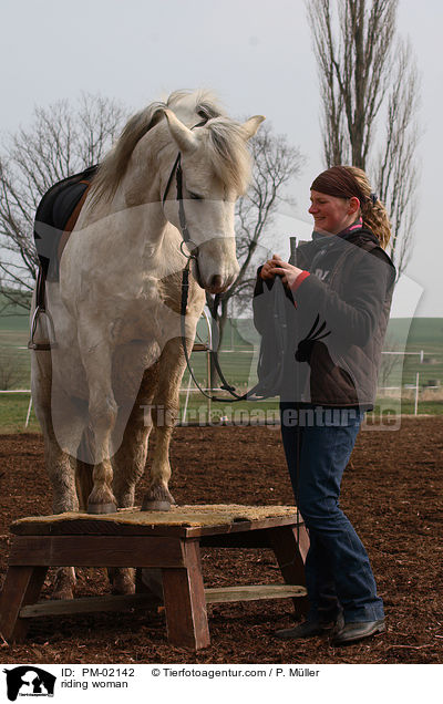 Reiterin / riding woman / PM-02142